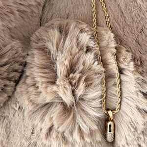 Emma Pills Pills Gold Chain Necklace